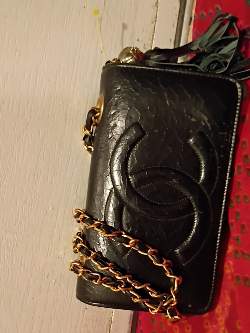 Black Quilted Crossbody Bag with Gold Chain Strap